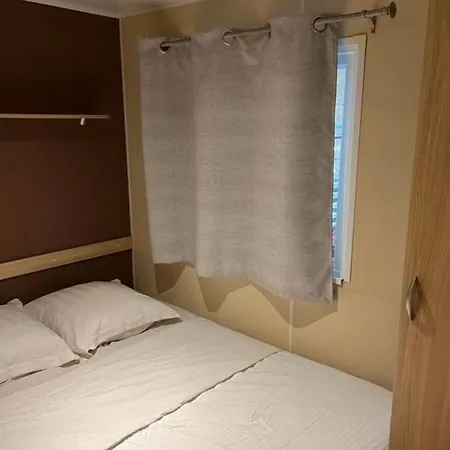 Campsite Mobil-home Des Iscles *